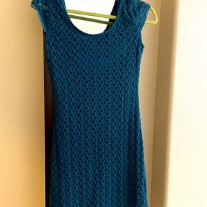 Fitted stretchy teal crochet lace dress